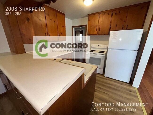 Building Photo - 2008 Sharpe Rd