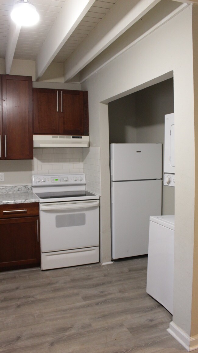 Building Photo - 1356 Linda Ann Dr