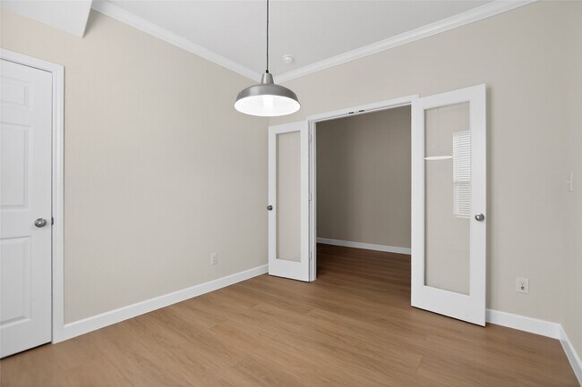 Building Photo - 2080 Lost Timbers Dr