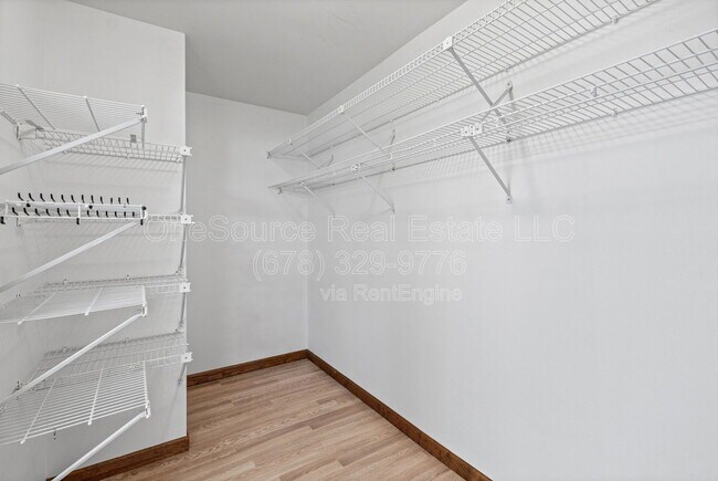 Building Photo - 195 Cross Brook Dr