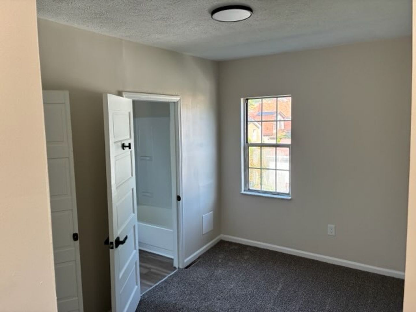 Building Photo - 76 Cortina Way