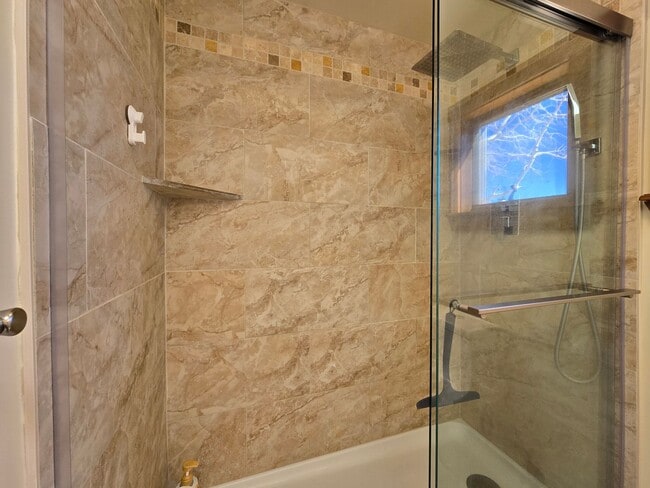 Building Photo - 2835 Don Quixote