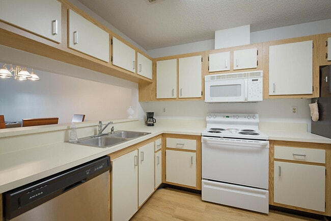 Building Photo - 903 Harbour Pointe Way