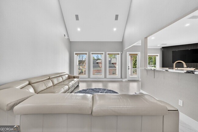 Building Photo - 1410 Landon Dr