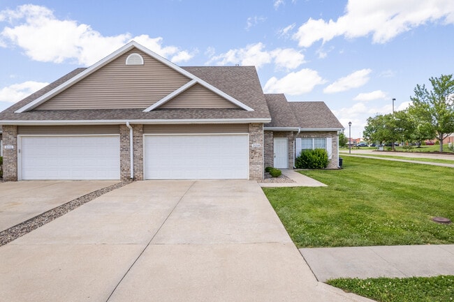 Building Photo - 3258 Wind River Cir