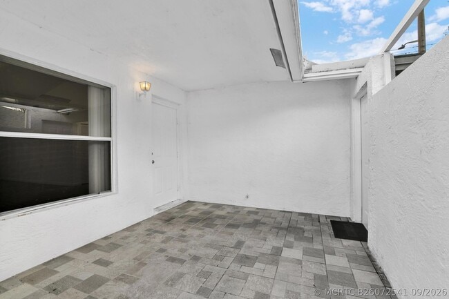 Building Photo - 13978 Folkestone Cir