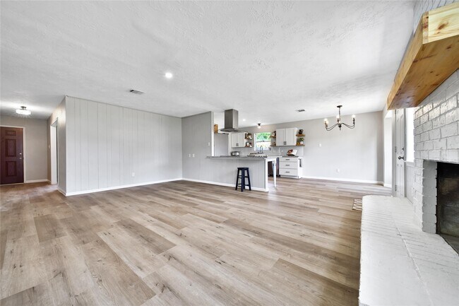 Building Photo - 12826 Rolling Valley Dr