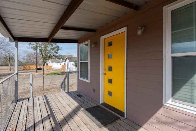 Building Photo - 13415 Crane Rd