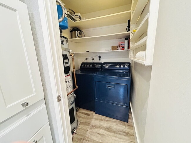 Building Photo - 134 Hartnell Pl