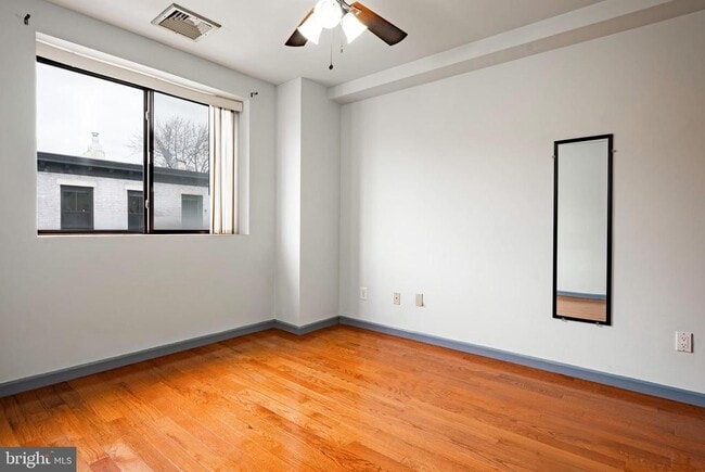 Building Photo - 763 S 8th St