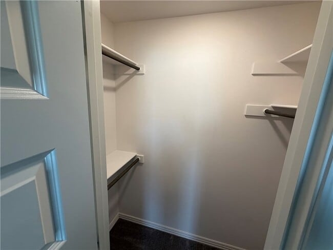 Building Photo - 6025 W Quinn St