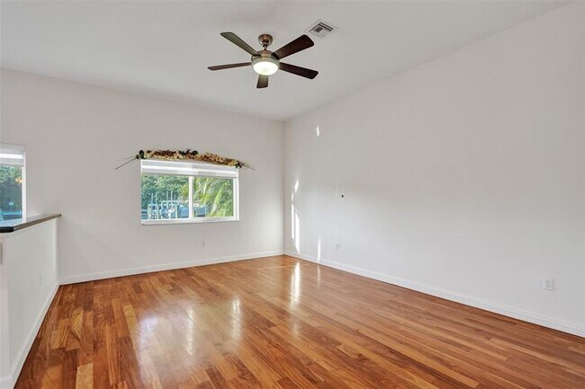 Building Photo - 2724 Treasure Cove Cir