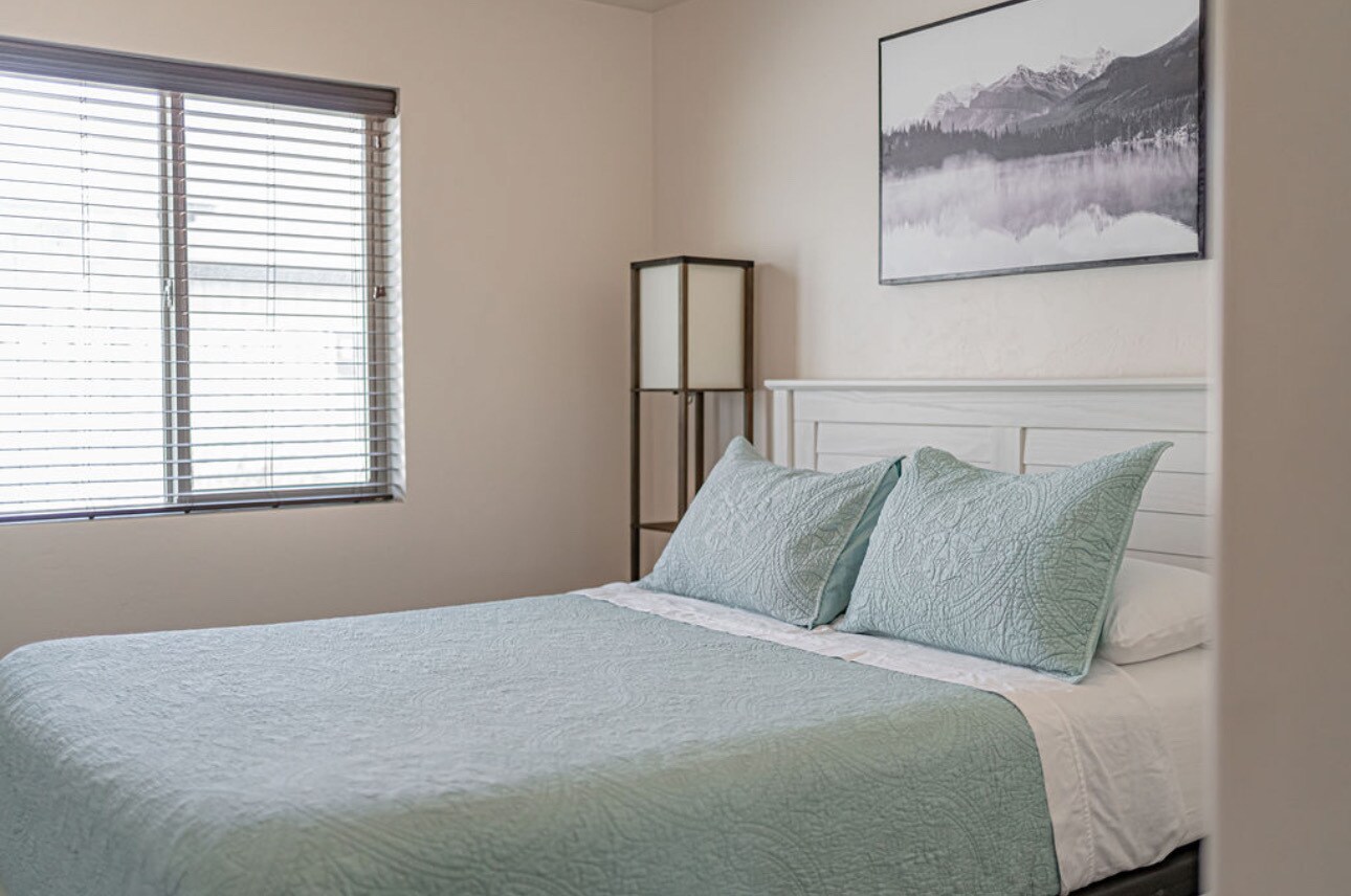 Building Photo - 3853 Tradition Ct