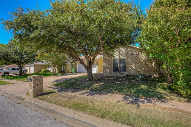 Building Photo - 6637 Fair Oaks Dr