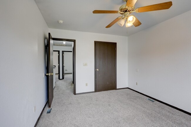 Building Photo - 717 N Walker St