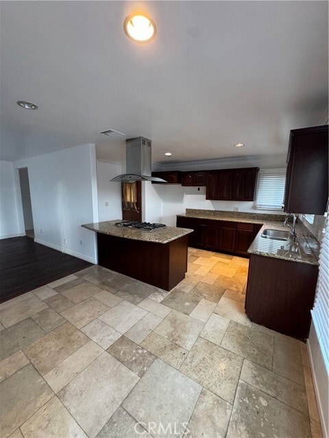 Building Photo - 3833 W 105th St