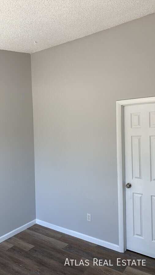 Building Photo - 851 S Uravan Ct