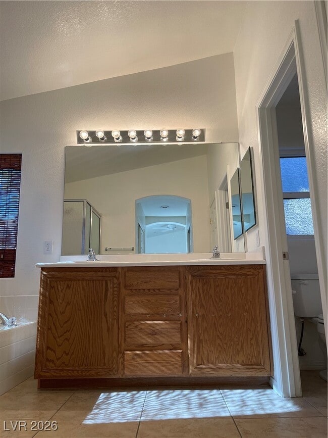 Building Photo - 9975 Willowbrook Pond Rd