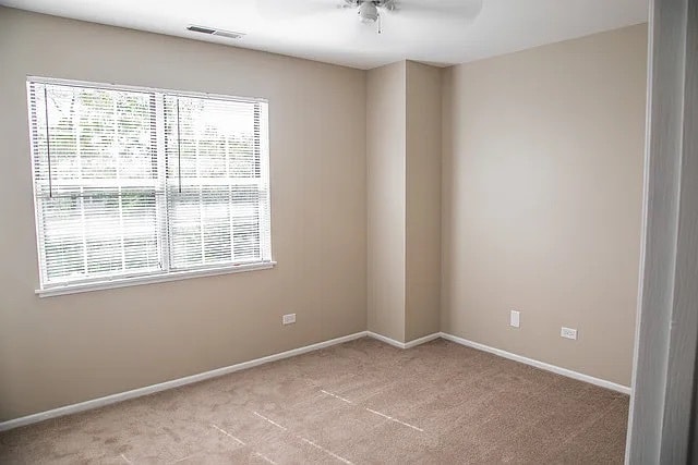 Building Photo - 460 Meadow Hill Ln