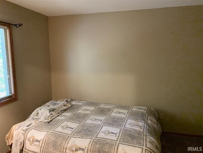 Building Photo - 9420 Bridgewood Pl