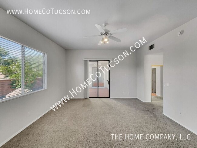 Building Photo - 6325 N Calle Del Halcon
