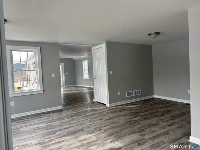 Building Photo - 1197 Ratley Rd