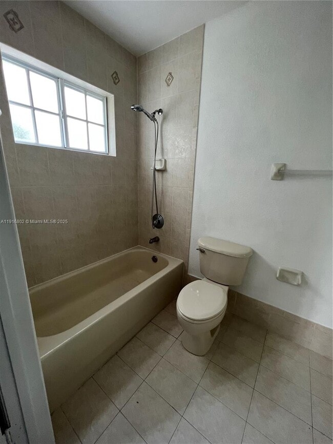 Building Photo - 7291 NW 174th Terrace