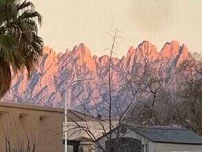 Building Photo - 2902 Quasar Dr