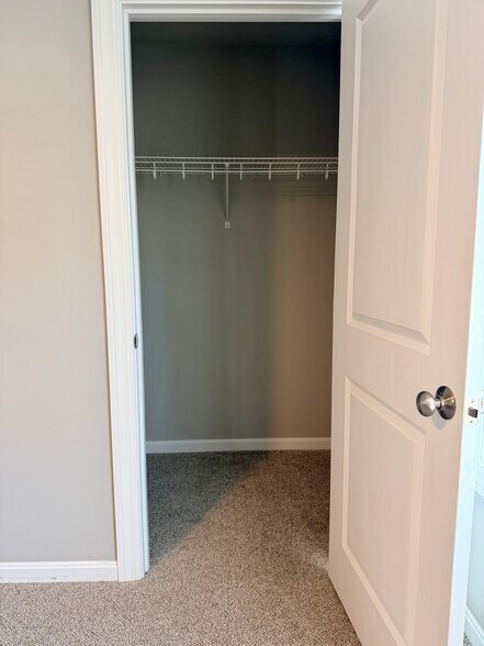 Building Photo - 50 Pleasant St