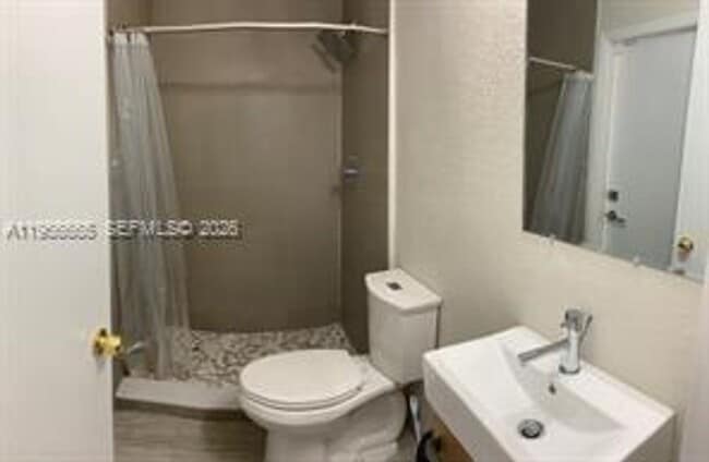 Building Photo - 11320 SW 145th Ave