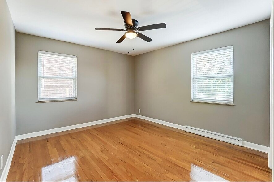 Building Photo - 4936 Kelsch Ln