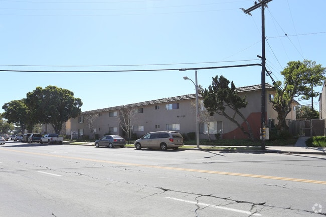 Building Photo - Gemini III Apartments