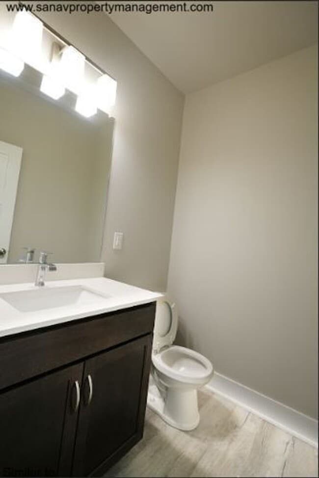 Building Photo - Modern 3-Bedroom Ranch in Grimes with basement-Available End of April!