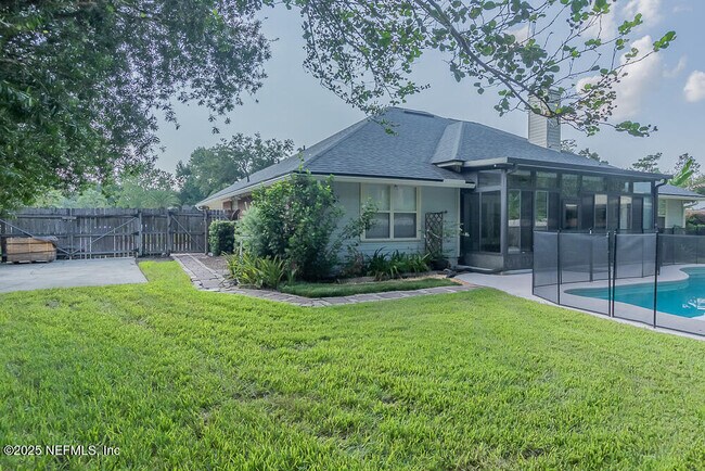 Building Photo - 1737 Heatherwood Dr
