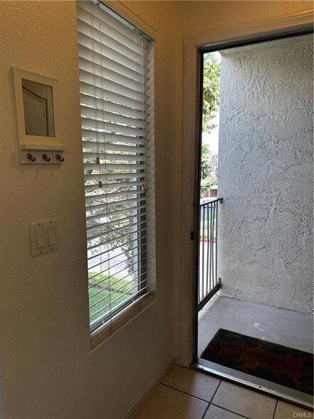 Building Photo - 432 Edgehill Ln
