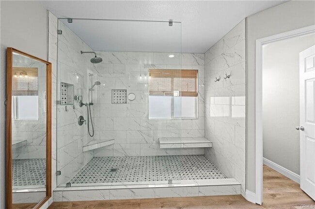 Building Photo - Gorgeous Murrieta 4 Bedroom/3 Bath Home wi...