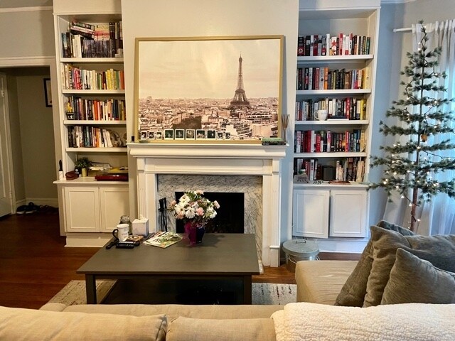 Building Photo - 547 W Brompton Ave