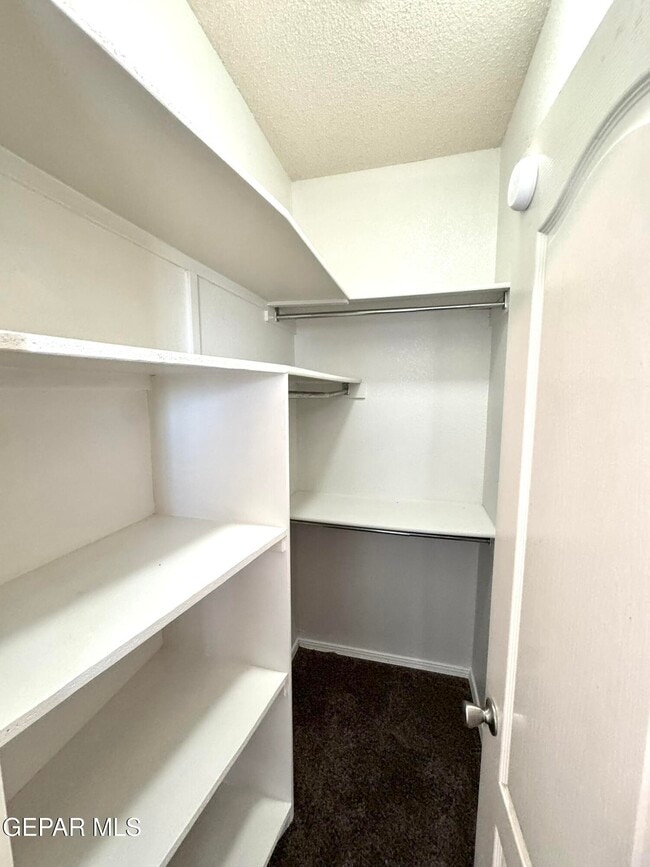 Building Photo - 5916 Cielo Del Rey Pl