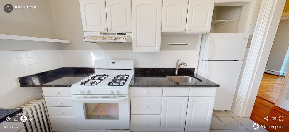 Building Photo - 61 Dana St