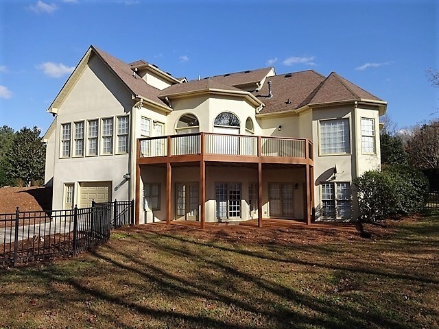 Building Photo - 119 Glen Eagle Way