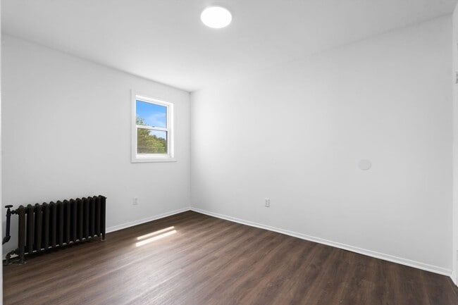 Building Photo - 103 Virginia Ave