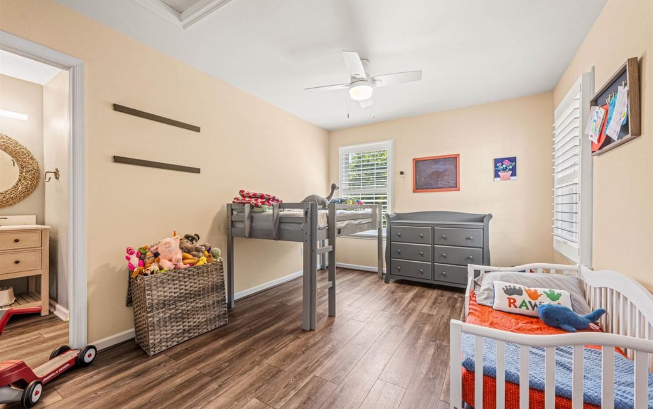 Building Photo - 102 Craigy Ct