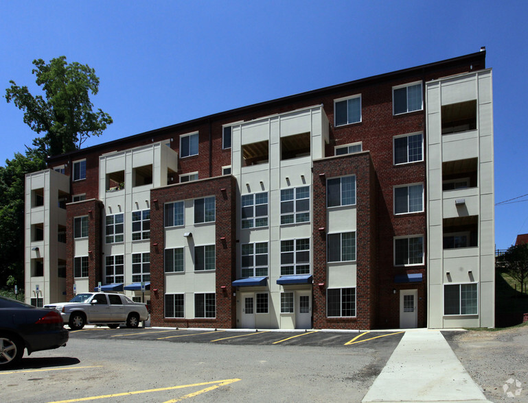 Building Exterior - The Larkspur