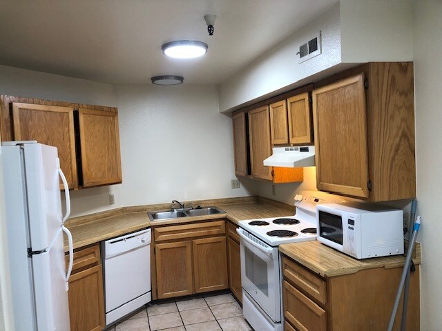 Building Photo - 659 N 700 E