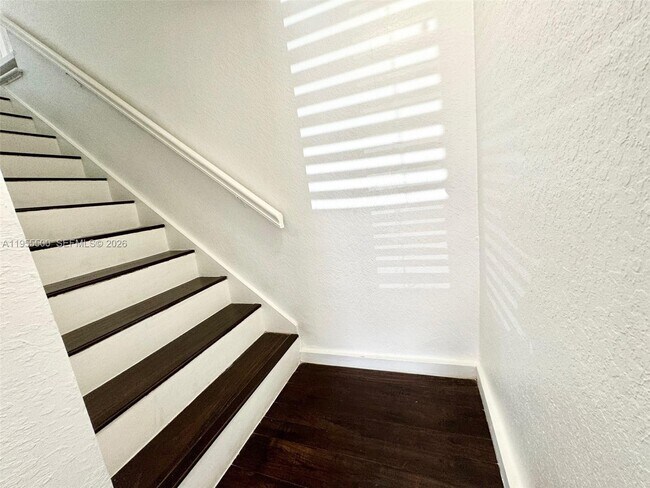 Building Photo - 7801 Hispanola Ave