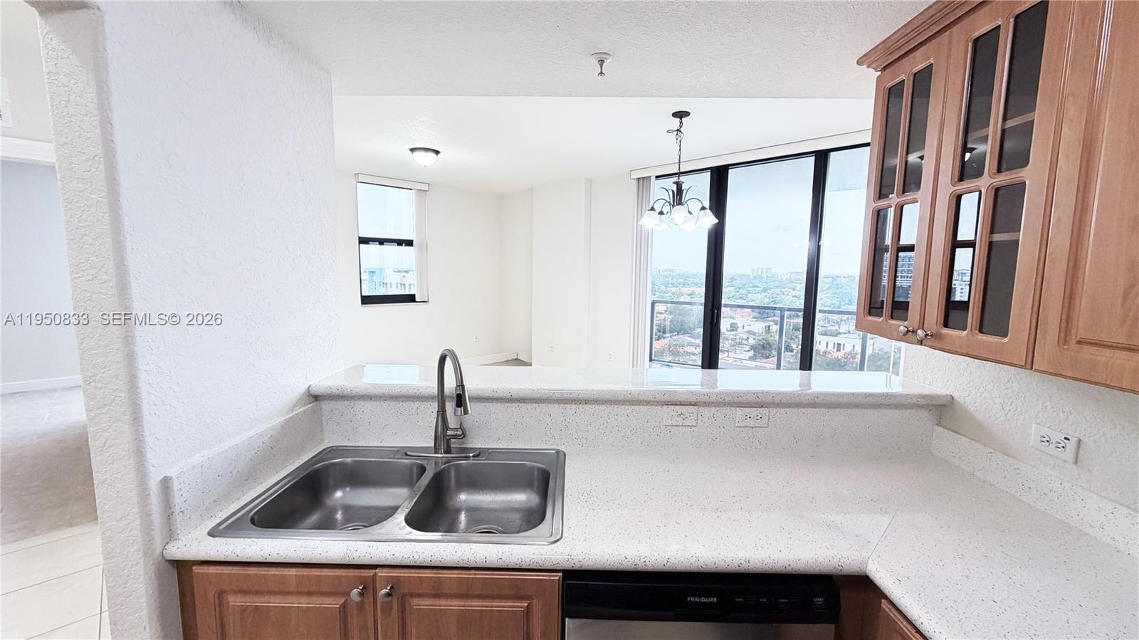 Building Photo - 2301 SW 27th Ave