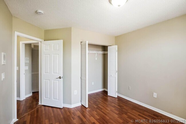 Building Photo - 14671 SW 156th Ave