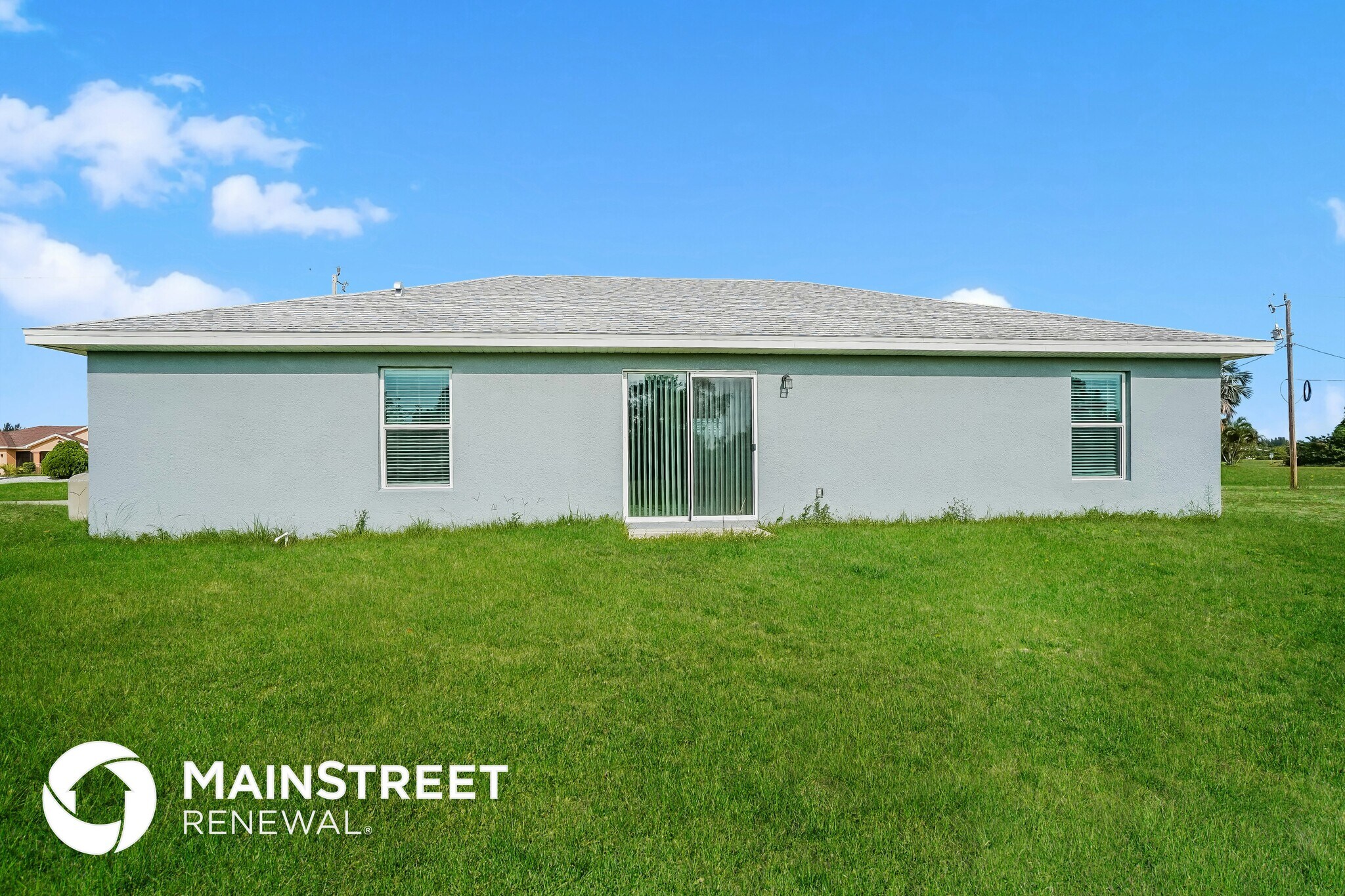 Building Photo - 2141 NW 18th Pl