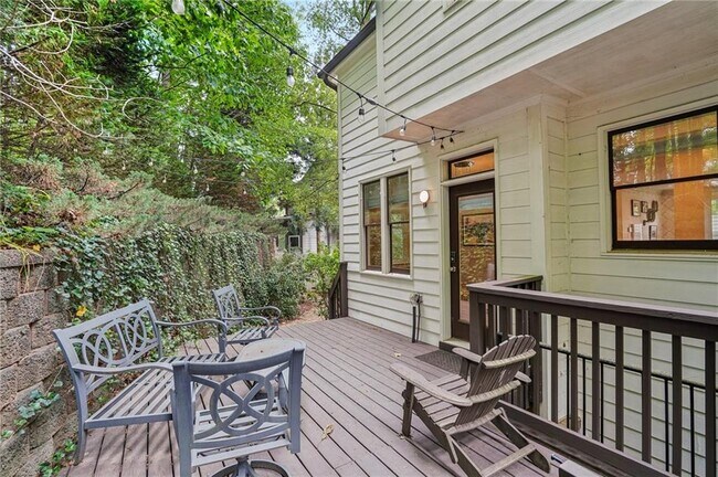 Building Photo - 1503 Whitehead Bluff NW