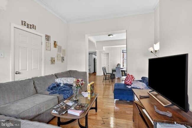 Building Photo - 4058 Irving St